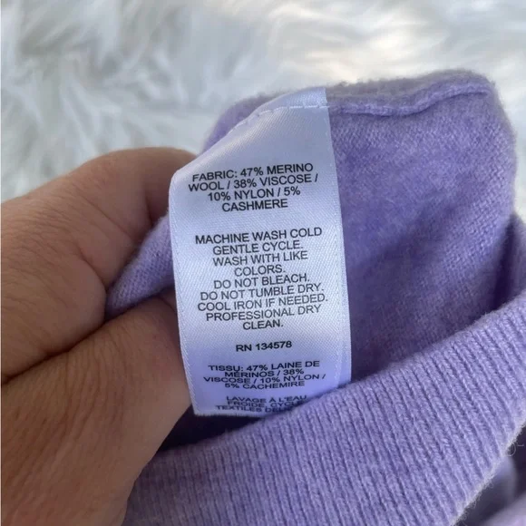 Vineyard Vines Lavender Sweater- ruffles - Woolf Blend - size small - Picture 8 of 9